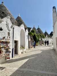 Wandering through Alberobello: Review of a fairytale village of trulli tradition 