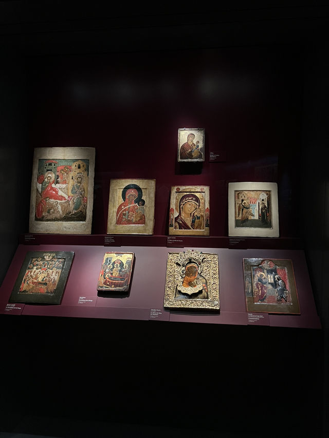 Spectacular museum in Paris, Grand Palais Spectacular museum in Paris, Grand Palais