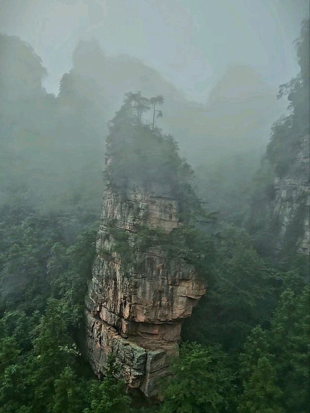 Антитолповый маршрут по Zhangjiajie Антитолповый маршрут по Zhangjiajie
