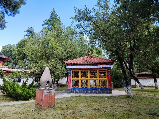 西藏拉薩羅布林卡