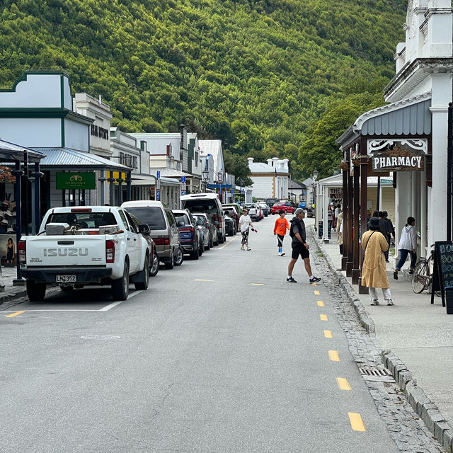 Finding Peace in Queenstown, New Zealand ☮️