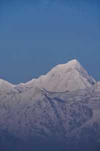 牛背山·向雲端，3666 對望貢嘎雪山！