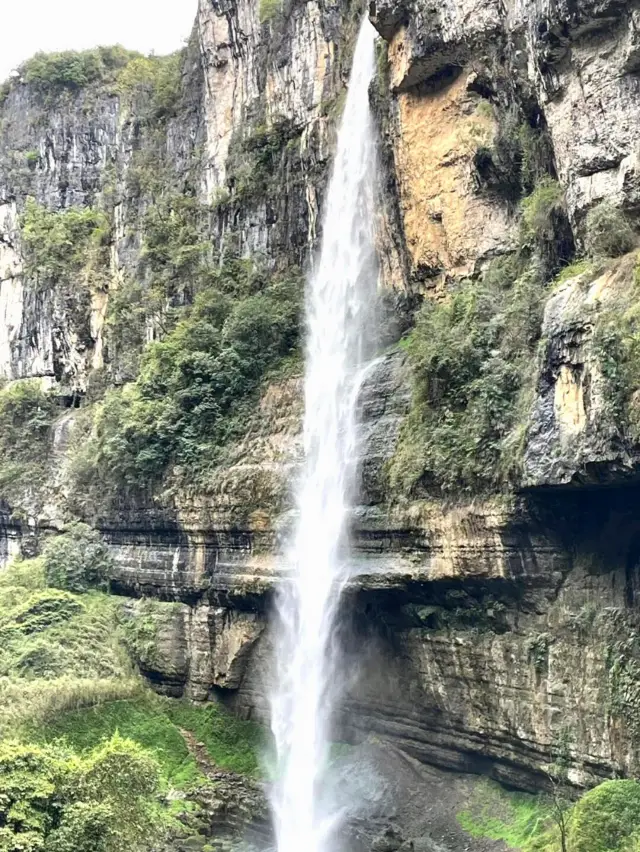 Hubei Enshi | Exploring Earth's Beautiful Scars.