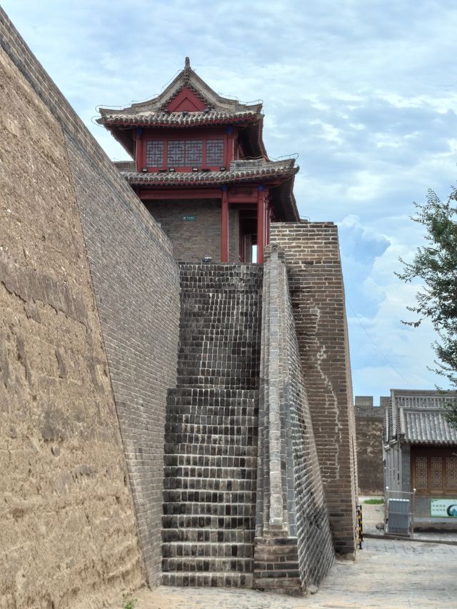 塞外小泰山雞鳴山，世界第一郵局雞鳴驛