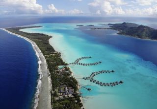 A rendezvous in Tahiti, a romantic legend in French Polynesia.