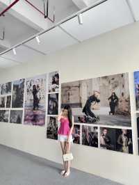 貴陽看展｜利塔•卡貝魯特《凝視之光》。