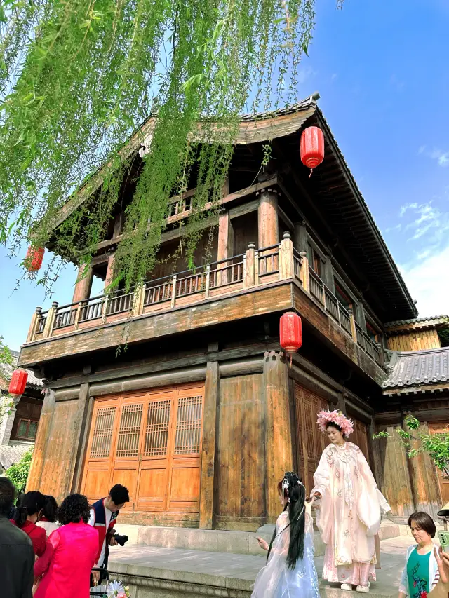 Luoyi Ancient City | A beautiful encounter across millennia. 