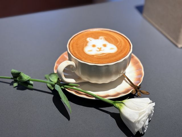 貴陽這家酒店竟然有【露台】和【手作咖啡】。