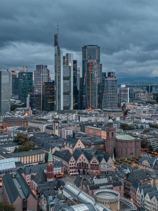 The only skyline in Europe, Frankfurt Euro Cup photo spots are here!