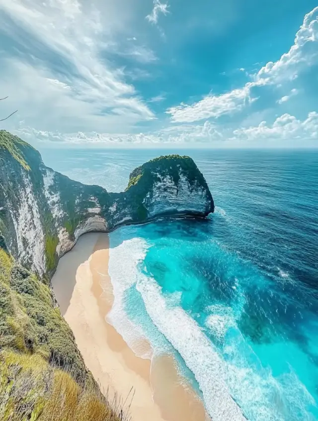 From south to north, unlock 8 seaside vacation treasures.