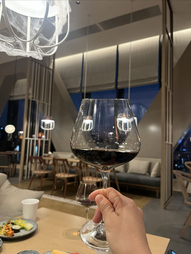 廣州新世界酒店｜溫度與美學交織的空間