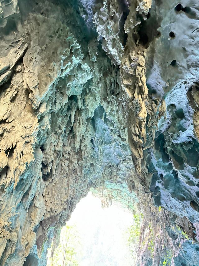 絕了！廣西這個夢幻藍湖，我願稱之為仙境平替