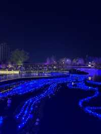  A Night Walk Around Chaoyang Park