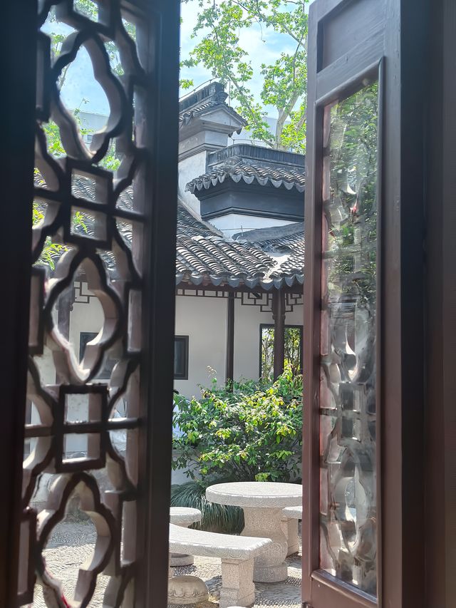 一座古典園林的傳奇故事