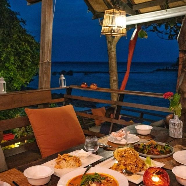 曼谷呢間海島風Villa，簡直治癒我嘅靈魂！🌊