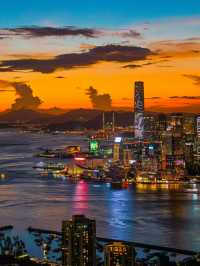 璀璨寶馬山，維港夜色入畫來