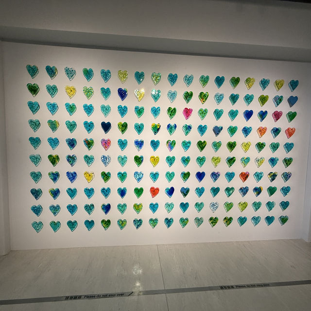 An Incredible World Of Art for Less than $1!! Taipei Fine Arts Museum, Best Value In The City   