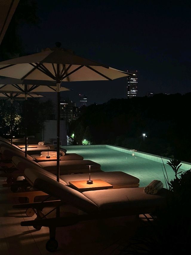 東京心臟地帶的熱帶奇蹟！Trunk Hotel代代木無邊泳池，都市叢林中的漂浮時光