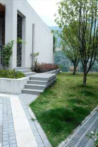 湖北絕美水上公路，山間吸氧