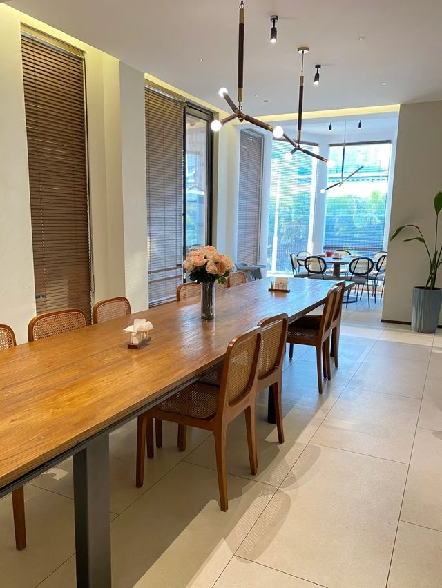 喺北海銀灘，就可以住到劇本入面嘅海景酒店！