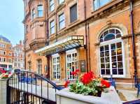 🎩 Discover A Grand London Hotel Reborn as a Pub! 🍻 
