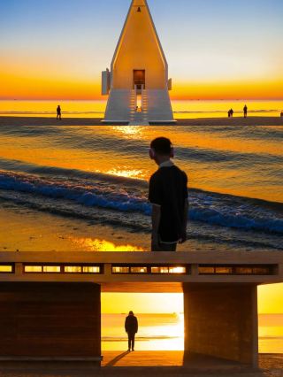 Polar Bear invites you to stay at Aranya and embark on a dreamy seaside vacation!