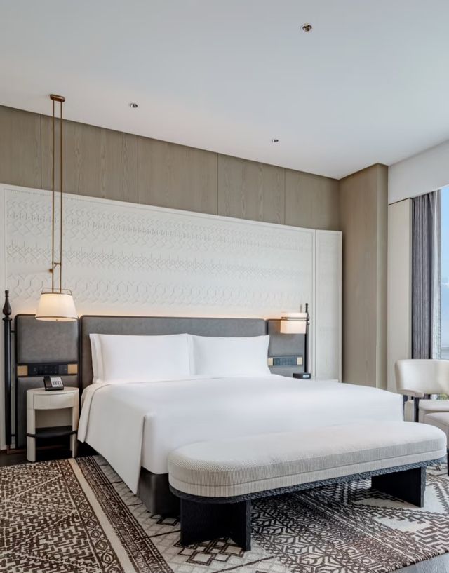 新疆首家洲際開業！2025必睡酒店來囉～