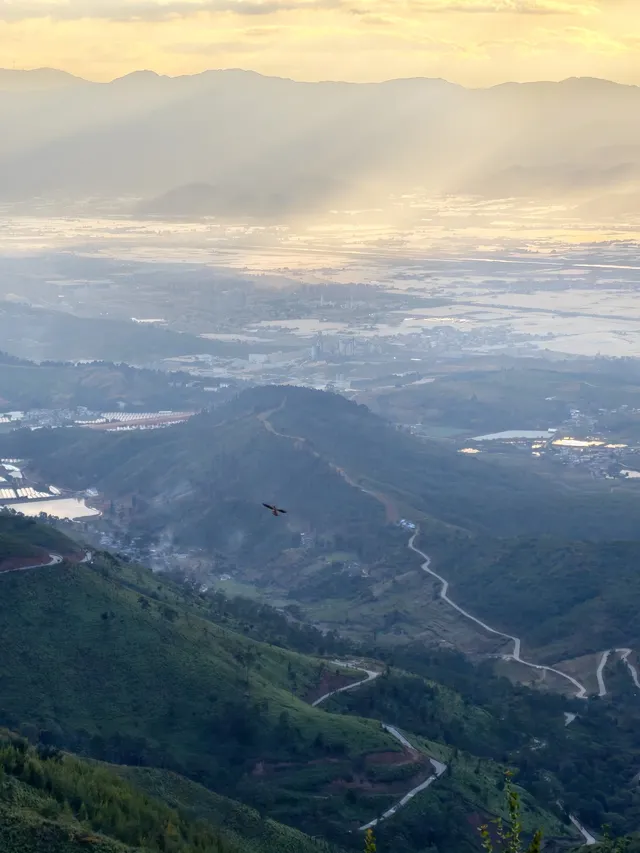 西昌瀘山.半日徒步爬山登頂全攻略 西昌瀘山.半日徒步爬山登頂全攻略