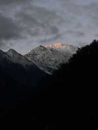 冬季治癒之旅，藏在私湯酒店裡的雪山禪意