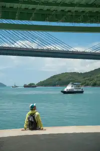 比起堅尼地城,我更愛這個海邊彩色小鎮….