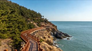 The sea breeze brings coolness, the canyon hides the crisp autumn, a three-day summer escape guide to Huludao
