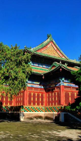 White Pagoda, Qiong Island, Taiye Pond | Beihai Park and Tuancheng: A Thousand Years of History in Beijing's Oldest Royal Gardens