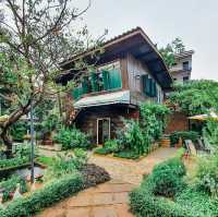 Vivid Cafe คาเฟ่สไตล์ธรรมชาติในเมืองศรีสะเกษ
