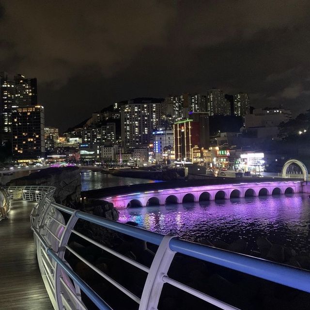 부산에서 제일 먼저 개장한 해수욕장, 송도 해수욕장