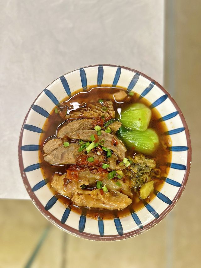 香港中環街市軟糯的牛筋台式牛肉肉麵