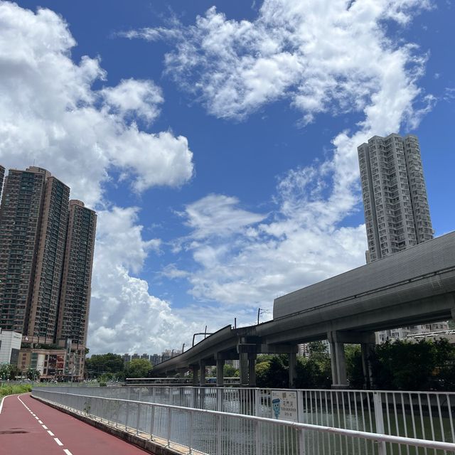 良辰美景屯門河