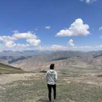 Horseback riding to lake song kul