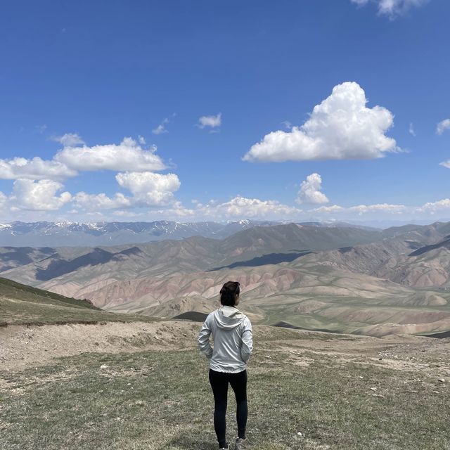 Horseback riding to lake song kul