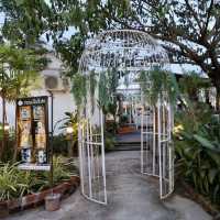 Aiy Eng food garden 