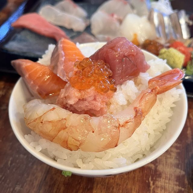 大人気！コスパ最強の豪華海鮮ランチ