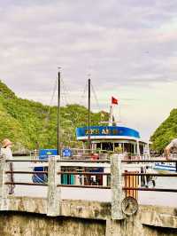 Explore Halong Bay With Cozy Bay Cruise 🌊