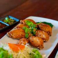 Giant Green  ร้านอาหารสไตล์ลอฟท์ในสวนยาง