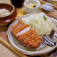 ป้ายยาเมนูทงคัตสึเนื้อบดสอดไส้ชีสที่ KOGORO