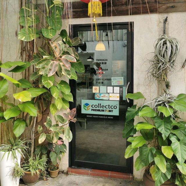 在檳城2F+ Cafe享用午餐