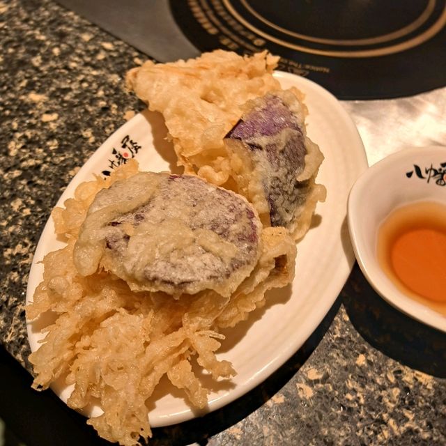 品嚐頂級食材日本A4和牛生蠔刺身，海鮮盛宴等你來