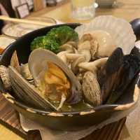 沖縄の栄町で貝づくし！