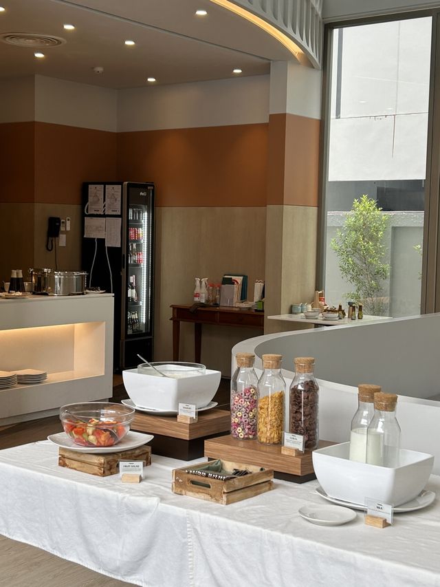 โรงแรมเปิดใหม่พัทยา สุดมินิมอล และ pet friendly 🐶