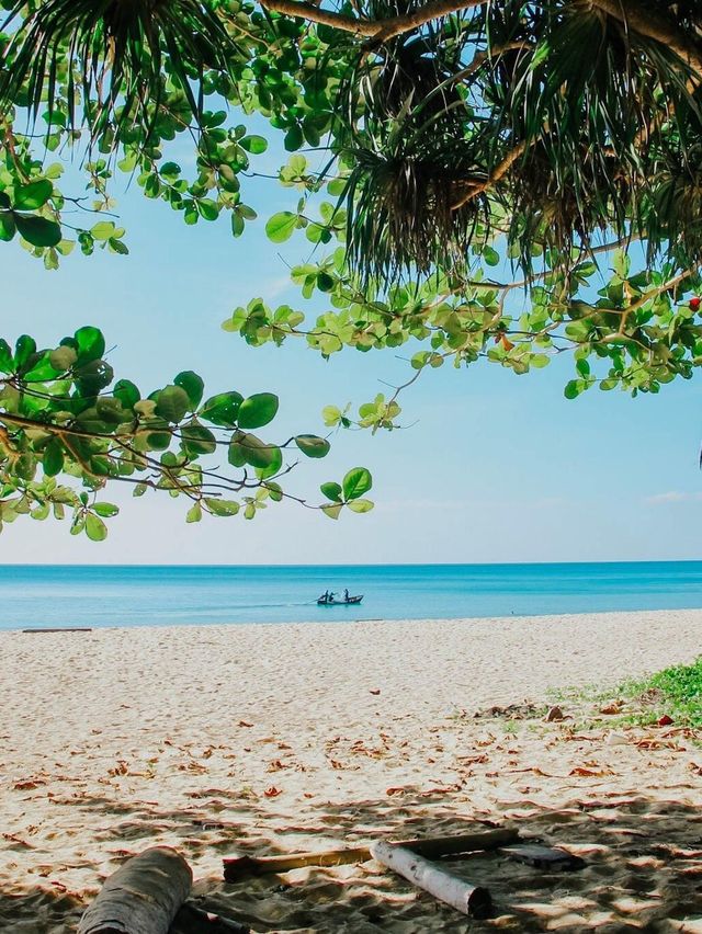 หาดในทอน