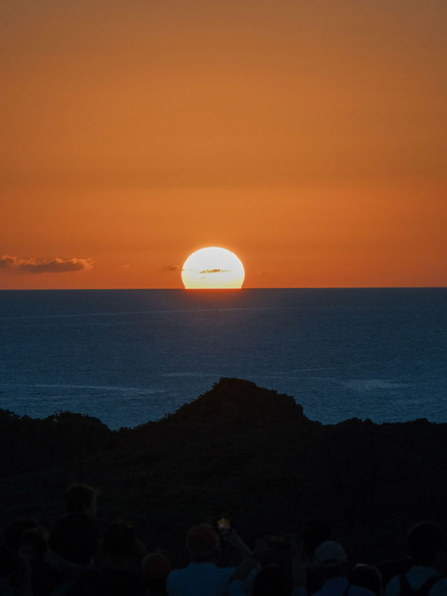日本沖繩 ｜恩納必拍萬象毛 看夕陽🌇