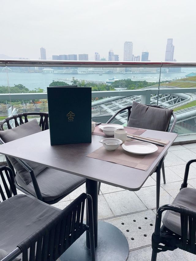 [維港靚景嘆港女下午茶］ 